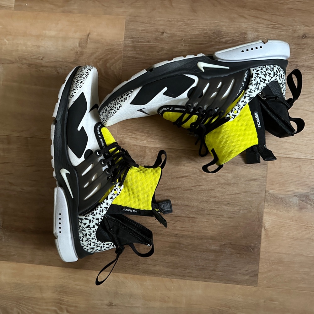 Nike Presto Mid- Acronym Dynamic Yellow.
